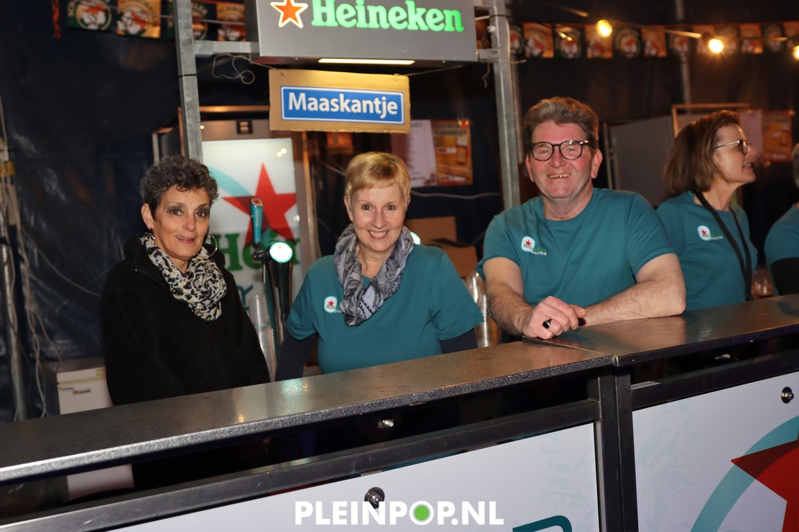 V R I J D A G     (33)